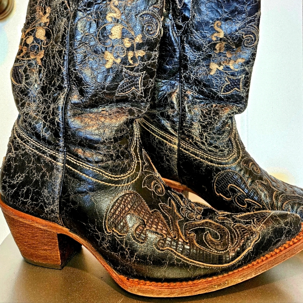 Vintage Corral Lizard Boots Black 7.5 Women's Medium Width